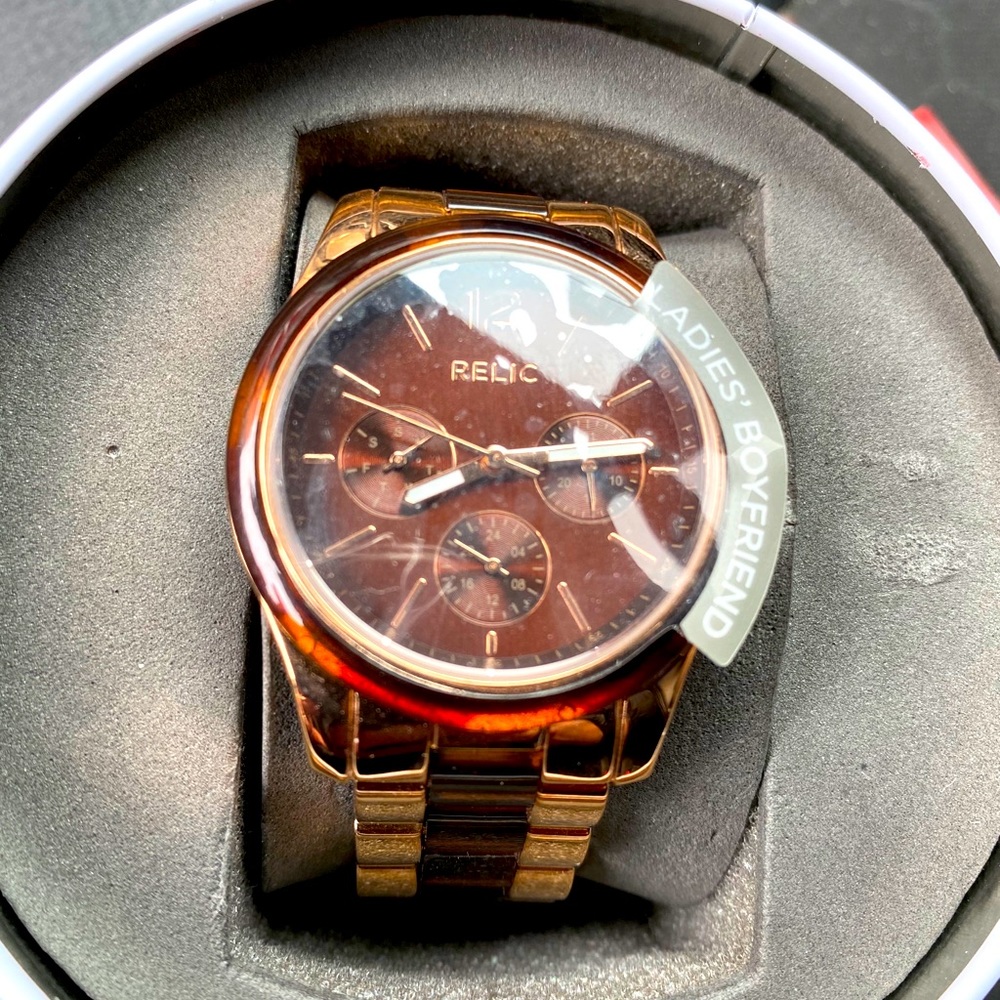 Brand new Relic watch made by Fossil